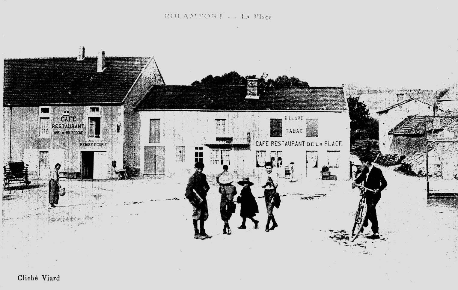 Le Caf-Restaurant de la Place